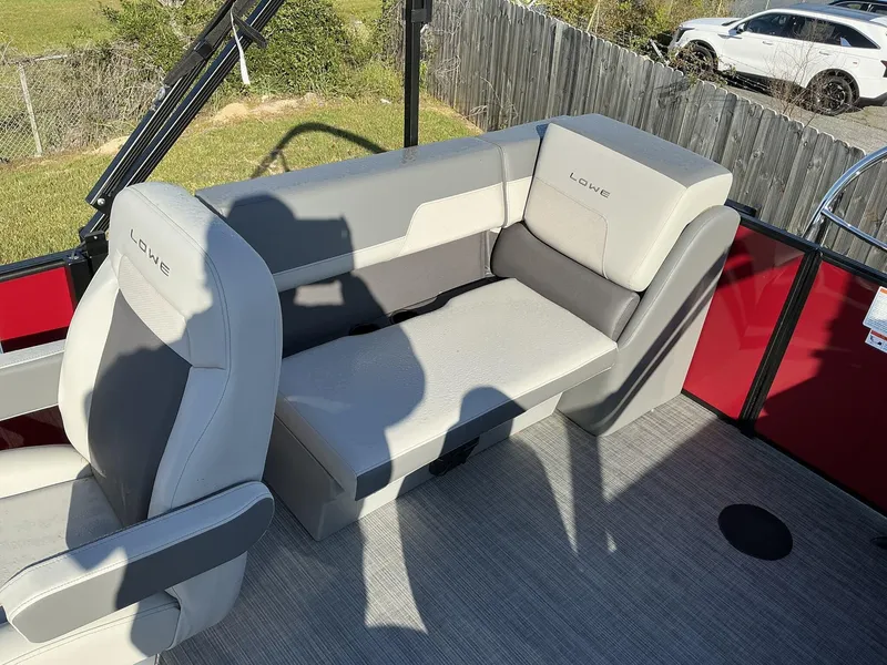 Slide: The Image of Lowe LS 210 2025 - 8