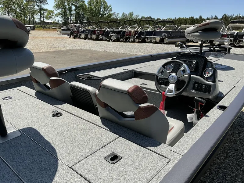 Slide: The Image of G3 Sportsman 1810 PFX 2025 - 5