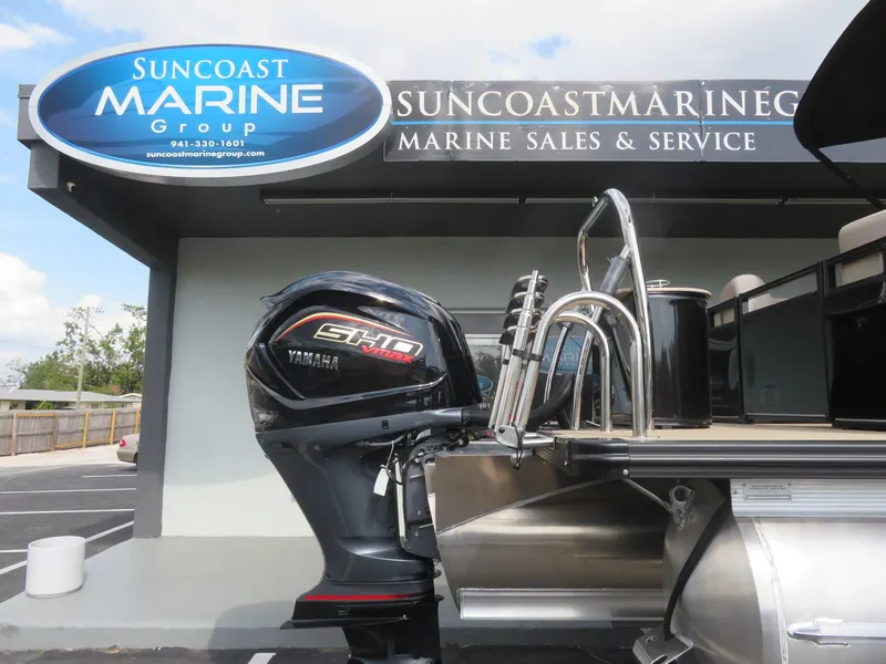Slide: The Image of 2025 Avalon LSZ Quad Lounger with Yamaha engine at Suncoast Marine Group. - 8