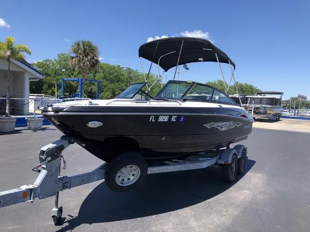 Slide: The Image of Monterey 204FSX 2016 - 2