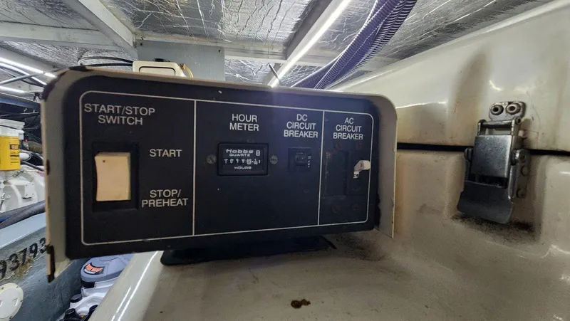 Slide: The Image of Carver 440 Aft Cabin Motor Yacht 1995 - 55