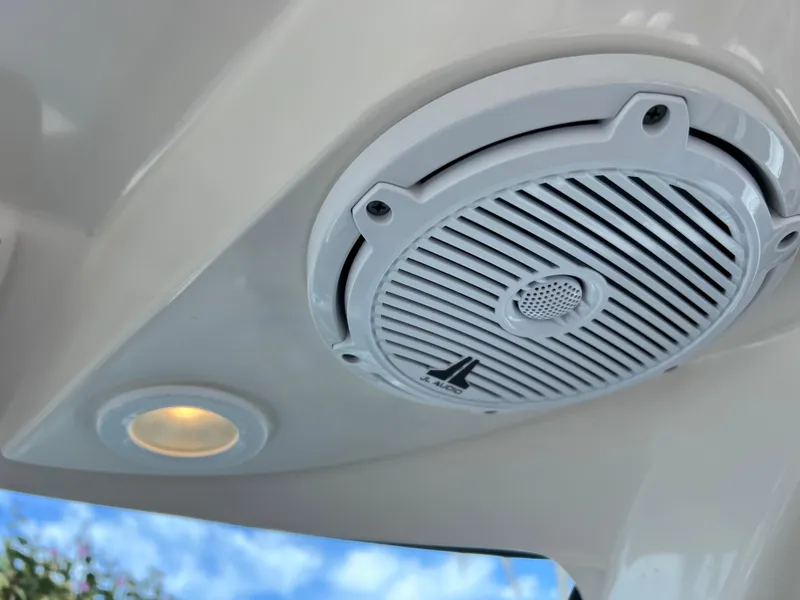 Slide: The Image of Pursuit DC 295 Dual Console w/ Twin Yamaha 300 CLEAN CLEAN CLEAN 2016 - 50