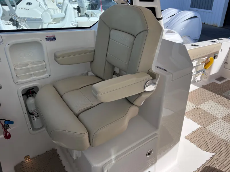 Slide: The Image of Pursuit DC 295 Dual Console w/ Twin Yamaha 300 CLEAN CLEAN CLEAN 2016 - 54