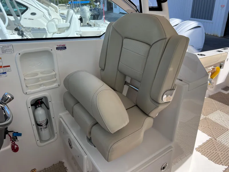 Slide: The Image of Pursuit DC 295 Dual Console w/ Twin Yamaha 300 CLEAN CLEAN CLEAN 2016 - 55