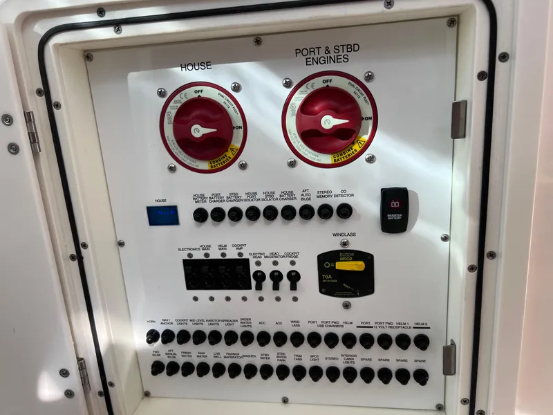 Slide: The Image of Pursuit DC 295 Dual Console w/ Twin Yamaha 300 CLEAN CLEAN CLEAN 2016 - 57