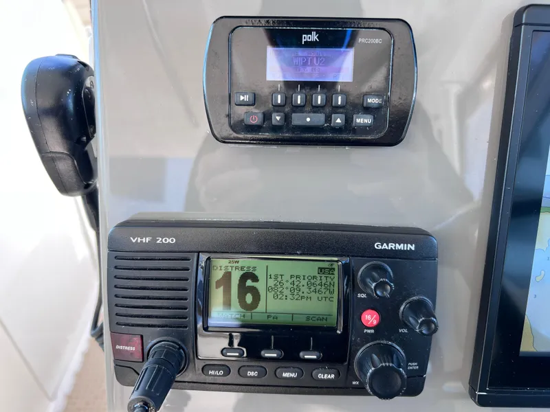 Slide: The Image of Pursuit DC 295 Dual Console w/ Twin Yamaha 300 CLEAN CLEAN CLEAN 2016 - 60