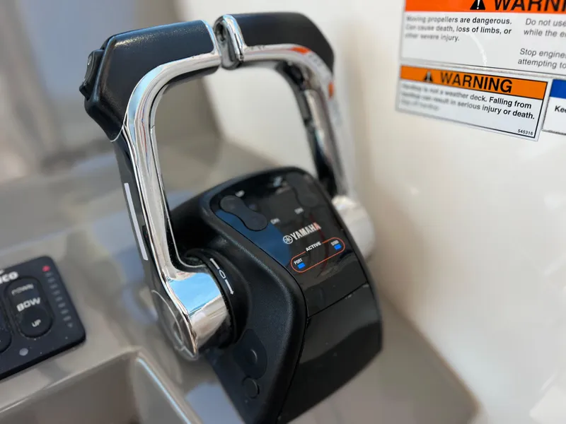 Slide: The Image of Pursuit DC 295 Dual Console w/ Twin Yamaha 300 CLEAN CLEAN CLEAN 2016 - 68