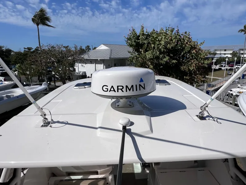 Slide: The Image of Pursuit DC 295 Dual Console w/ Twin Yamaha 300 CLEAN CLEAN CLEAN 2016 - 82