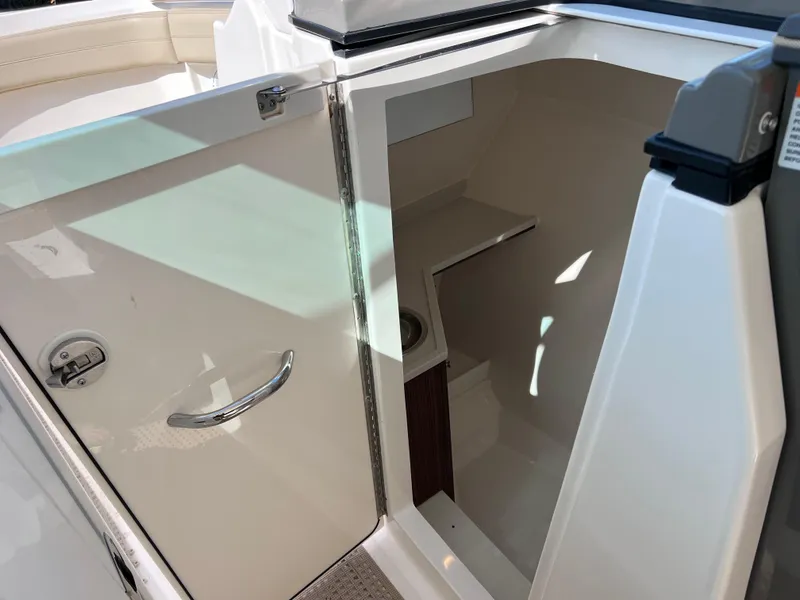 Slide: The Image of Pursuit DC 295 Dual Console w/ Twin Yamaha 300 CLEAN CLEAN CLEAN 2016 - 84