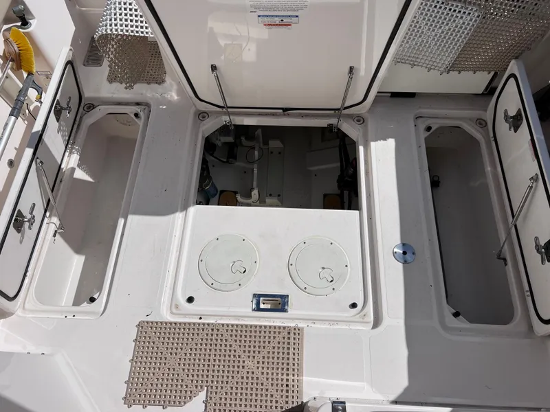 Slide: The Image of Pursuit DC 295 Dual Console w/ Twin Yamaha 300 CLEAN CLEAN CLEAN 2016 - 97