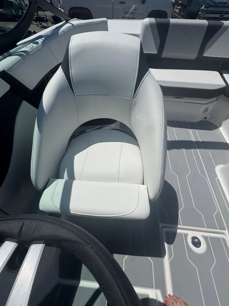 Slide: The Image of Regal 2000 ES 2025 - 10