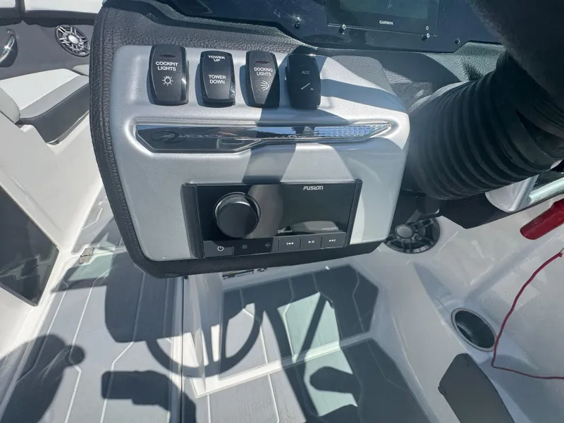 Slide: The Image of Regal 2000 ES 2025 - 19