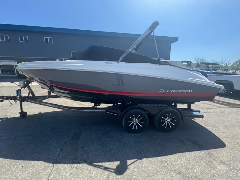 Slide: The Image of Regal 2000 ES 2025 - 3