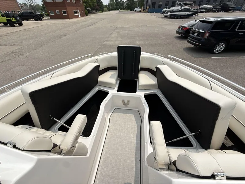 Slide: The Image of Regal LS4 2025 - 23