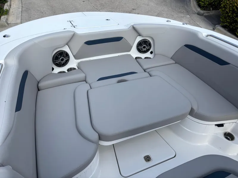 Slide: The Image of Hurricane Center Console 24 OB 2025 - 11