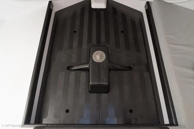 Slide: The Image of Interior - Bilge Carbon Fiber Covers - 23