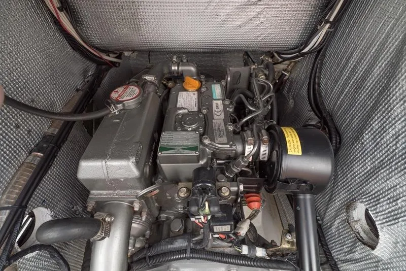 Slide: The Image of Interior - Engine - 43