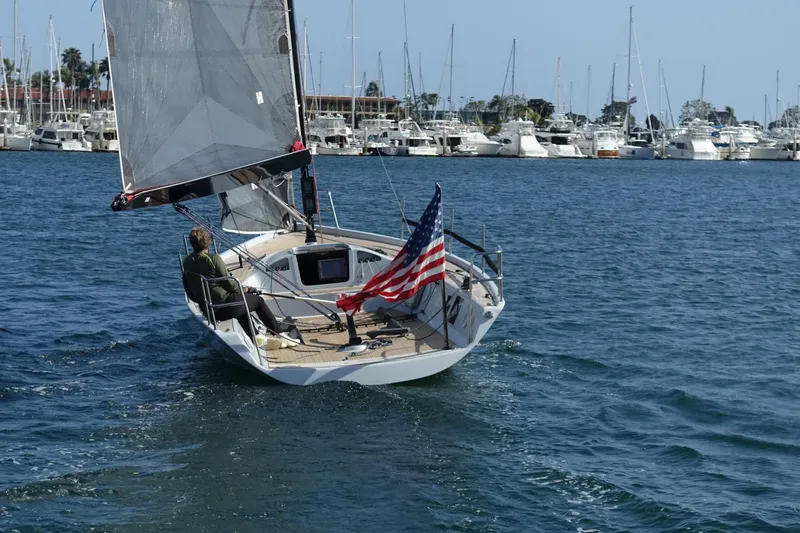 Slide: The Image of Maxi Dolphin Cross Current 33 2006 - 75