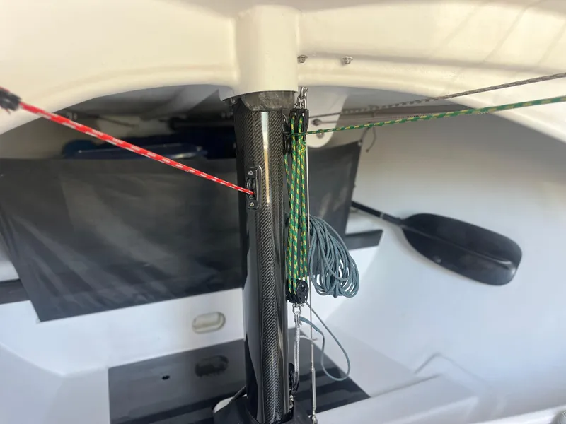 Slide: The Image of Maxi Dolphin Cross Current 33 2006 - 89