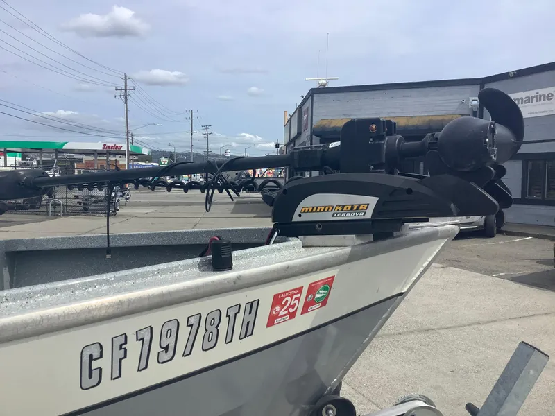 Slide: The Image of Smoker Craft 182 Phantom 2017 - 3