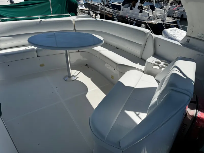 Slide: The Image of Carver 570 Voyager Pilothouse 2002 - 54