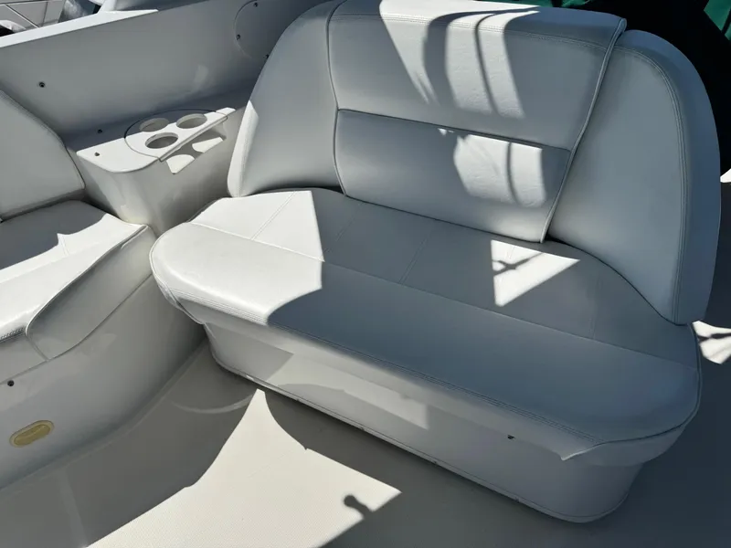 Slide: The Image of Carver 570 Voyager Pilothouse 2002 - 56