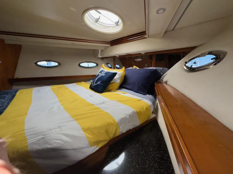 Slide: The Image of Carver 570 Voyager Pilothouse 2002 - 65