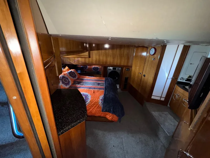 Slide: The Image of Carver 570 Voyager Pilothouse 2002 - 67