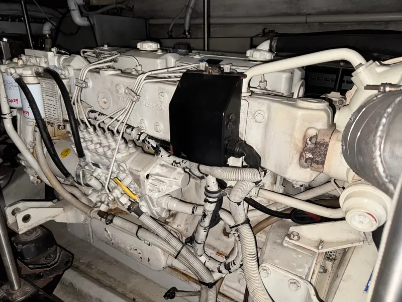 Slide: The Image of Carver Yachts 570 Voyager Pilothouse 2002 - 70