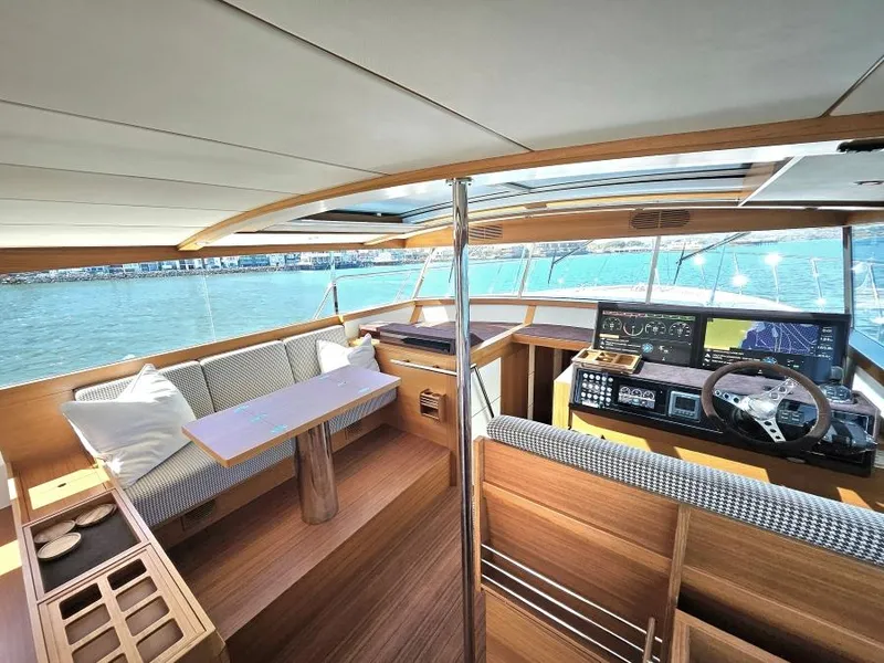 Slide: The Image of Delta Carbon 54 IPS 2018 - 31