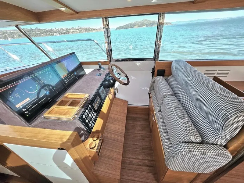 Slide: The Image of Delta Carbon 54 IPS 2018 - 34