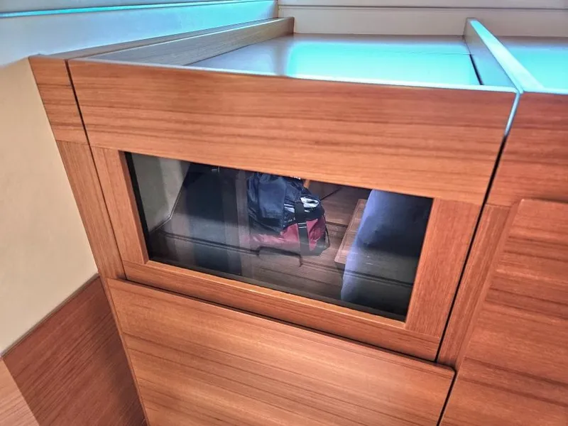 Slide: The Image of Delta Carbon 54 IPS 2018 - 78