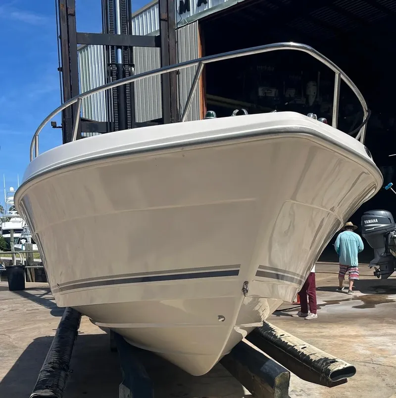 Slide: The Image of Cobia 214 Center Console 2007 - 3