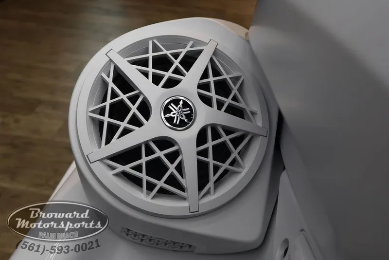 Slide: The Image of Yamaha FX Cruiser SVHO® 2025 - 15