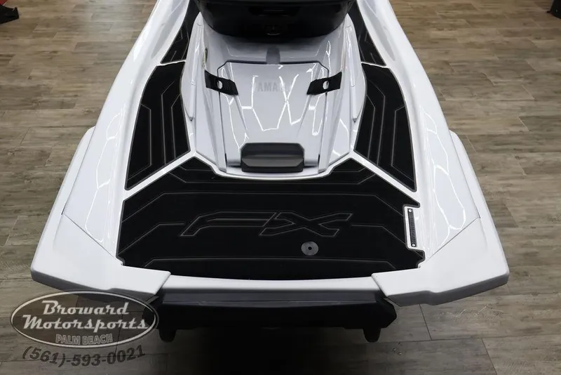 Slide: The Image of Yamaha FX Cruiser SVHO® 2025 - 5