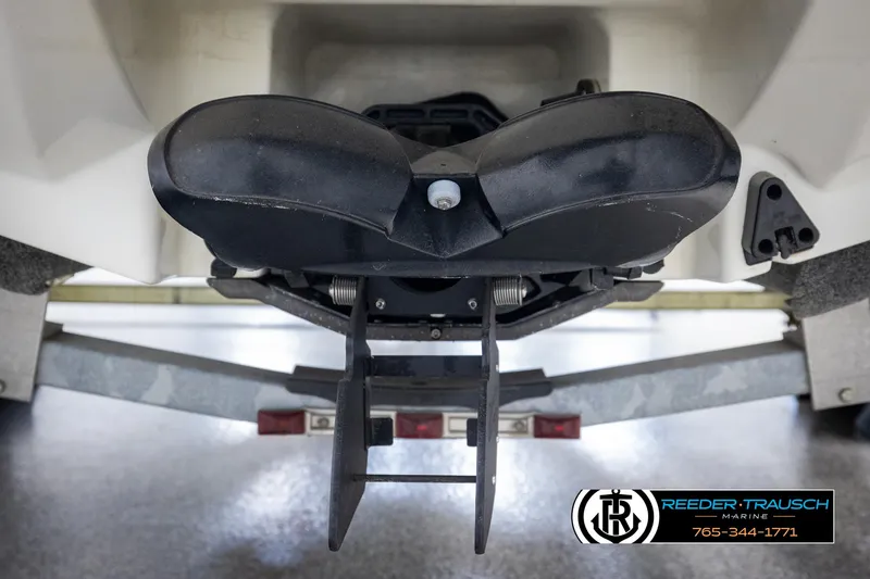 Slide: The Image of 2007 Sea-Doo 180 Challenger rear view with trailer and ladder attachment. - 47