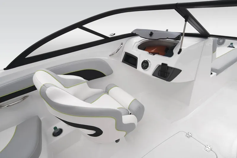 Slide: The Image of Tahoe 210 Si 2023 - 30