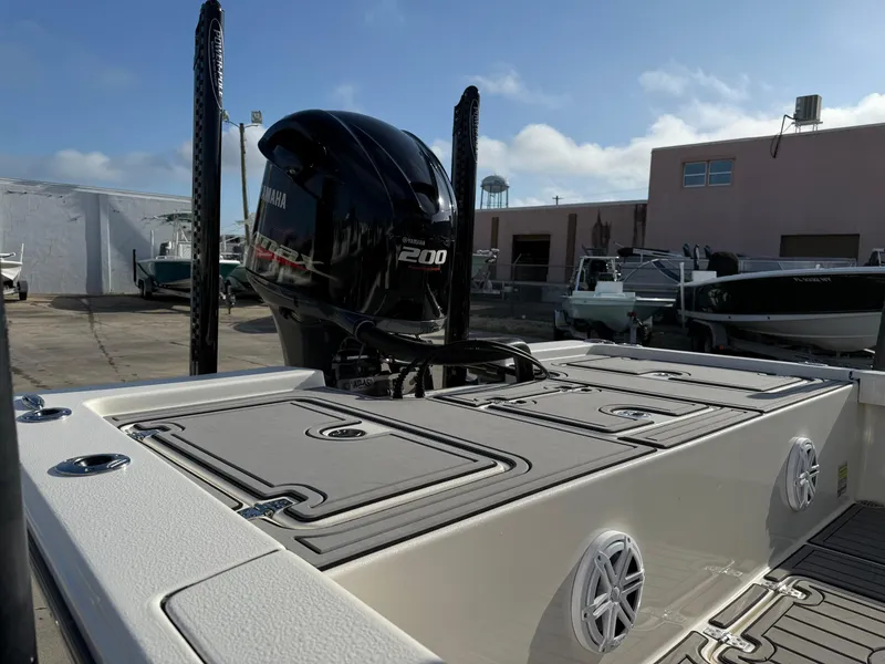 Slide: The Image of 2020 Pathfinder 2200 Tournament boat with Yamaha engine, docked outdoors. - 10