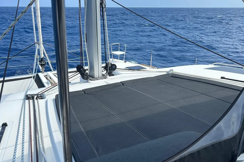 Slide: The Image of 2019 Lagoon 450 F Owner's Edition catamaran deck with ocean view. - 5