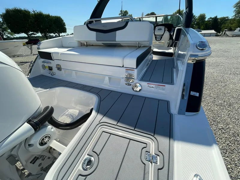 Slide: The Image of Chaparral 270 OSX 2025 - 79