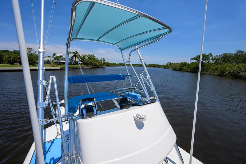 Slide: The Image of Bahama 41 Southern Accent - Tower - 33