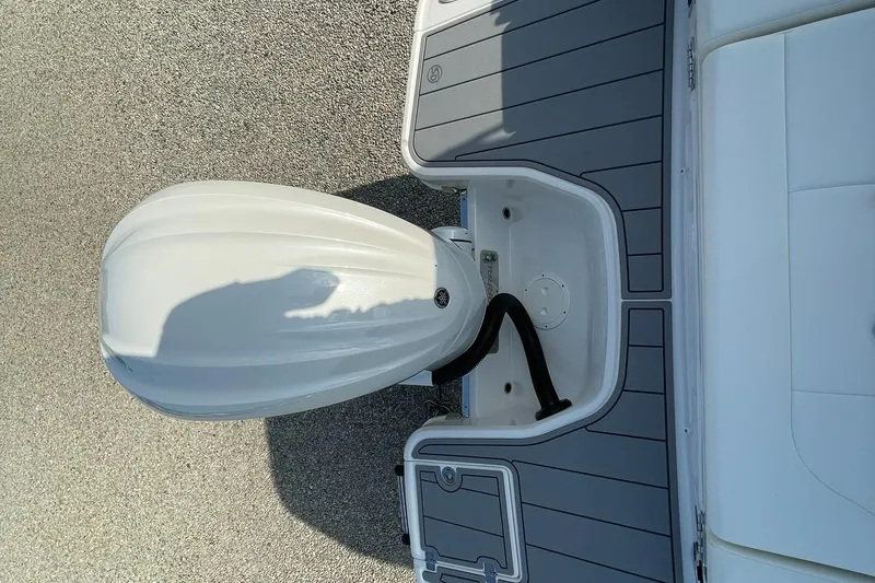 Slide: The Image of Chaparral 270 OSX 2026 - 55