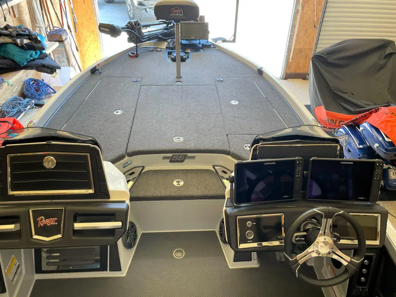 Slide: The Image of 2023 Ranger Z520R 55th Anniversary Limited Edition boat interior with advanced navigation systems. - 18