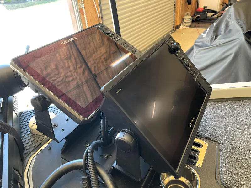 Slide: The Image of Dual marine displays on a 2023 Ranger Z520R 55th Anniversary Limited Edition boat. - 23