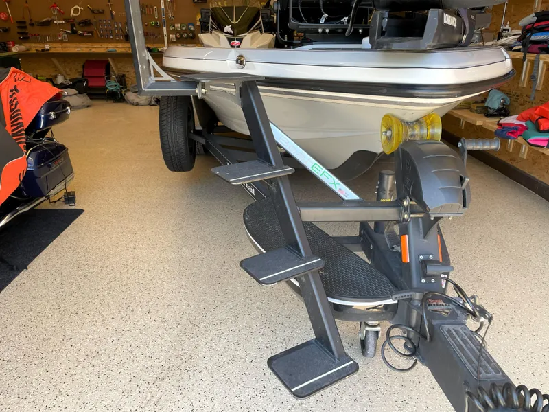 Slide: The Image of Ranger Z520R 55th Anniversary Limited Edition 2023 - 55