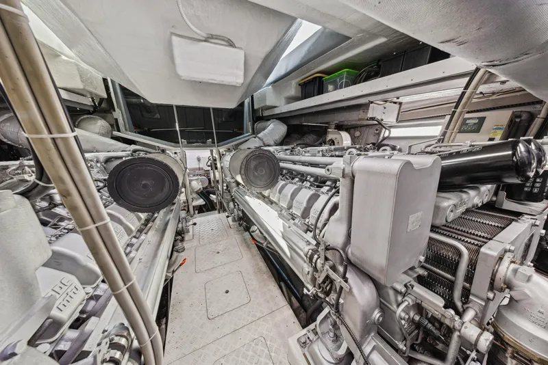 Slide: The Image of Baia Panther 80 2003 - 61