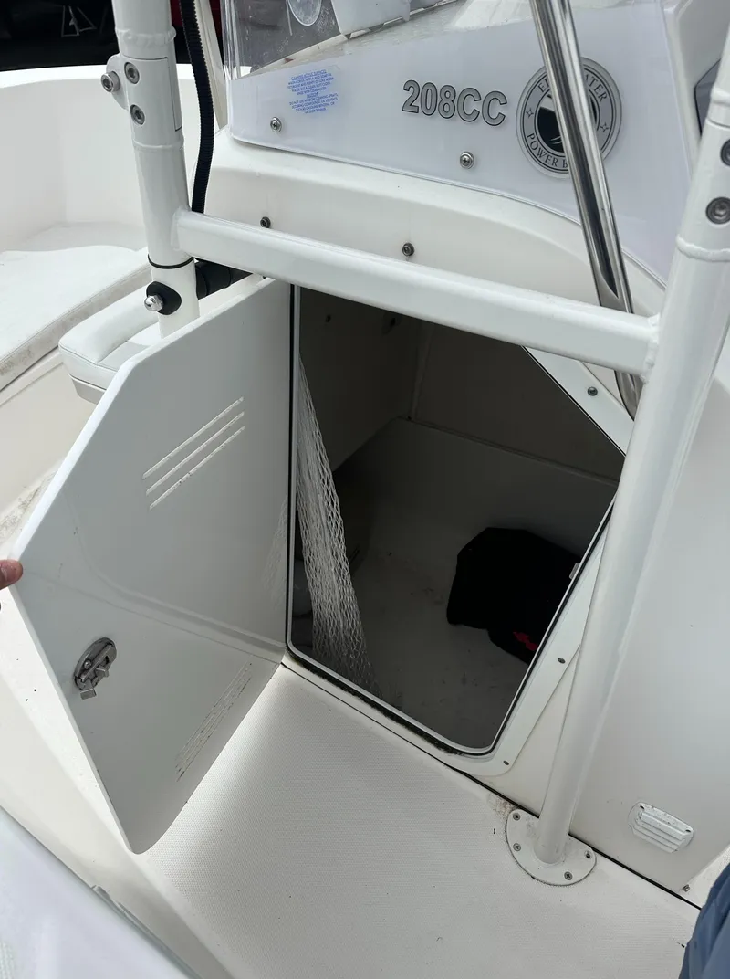 Slide: The Image of Edgewater 208CC 2014 - 13