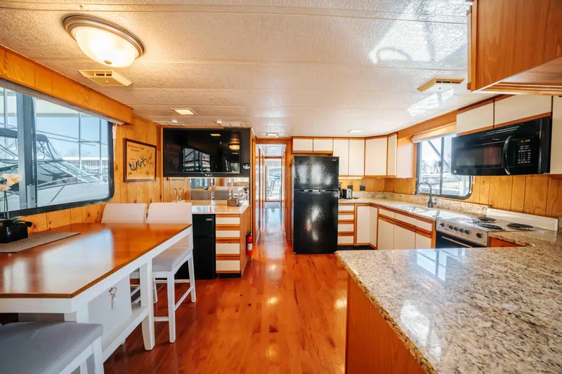 Slide: The Image of Sumerset Houseboat 1989 - 51