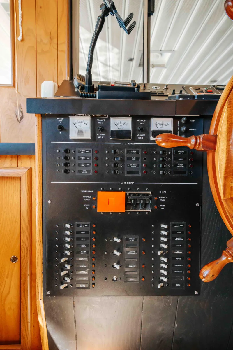 Slide: The Image of Sumerset Houseboat 1989 - 57