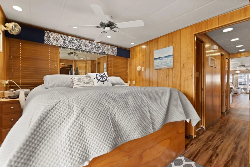 Slide: The Image of Sharpe 16 X 80 WIDEBODY HOUSEBOAT 1998 - 52